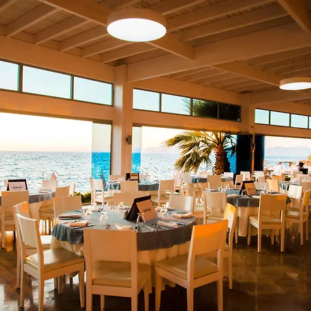 Charisma De Luxe 5* Κουσάντασι