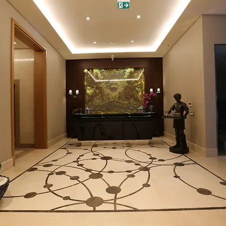 Charisma De Luxe Hotel