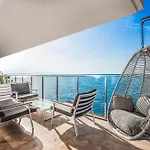 Hotel Charisma De Luxe 5*