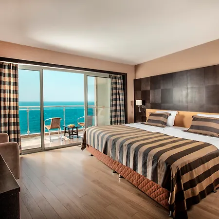 Charisma De Luxe 5*
