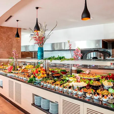 Hotel Charisma De Luxe Kusadasi