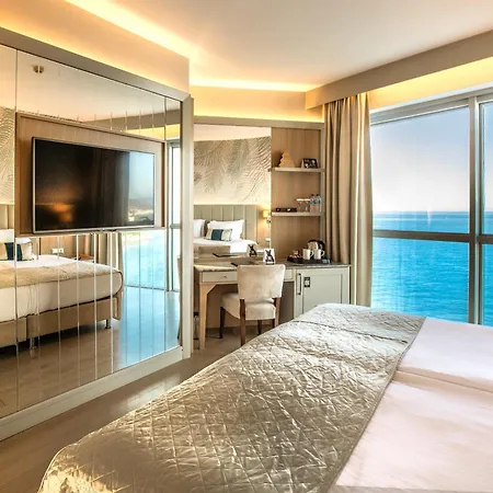 Charisma De Luxe Kusadasi
