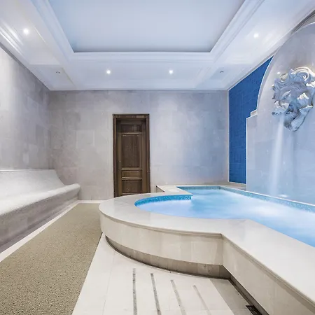 Charisma De Luxe 5*
